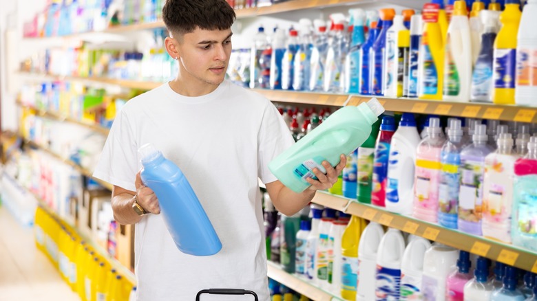 Person buying laundry detergent