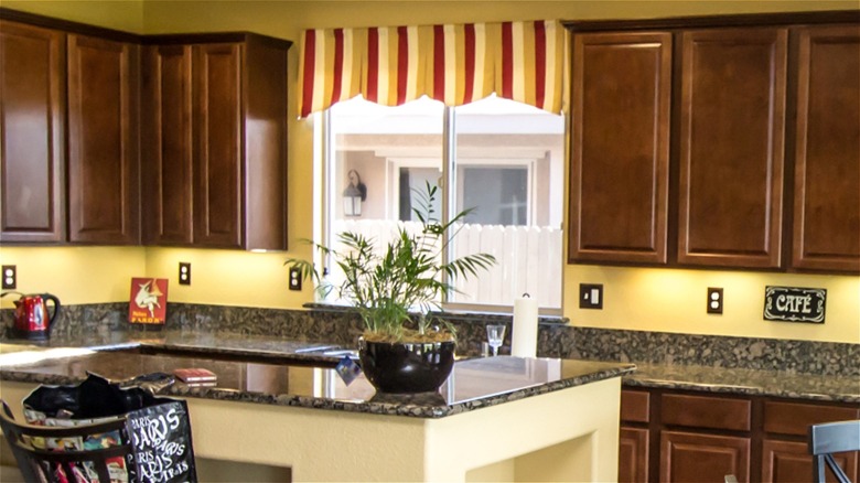 kitchen window with striped valance