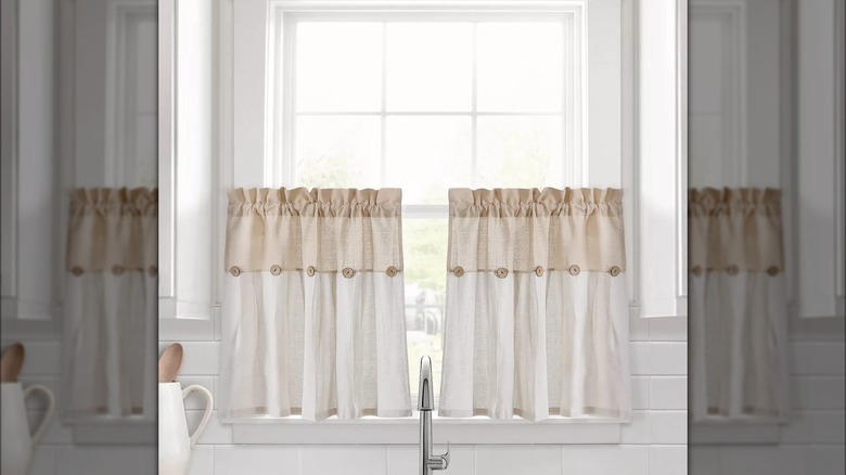 cafe curtains on kitchen sink window