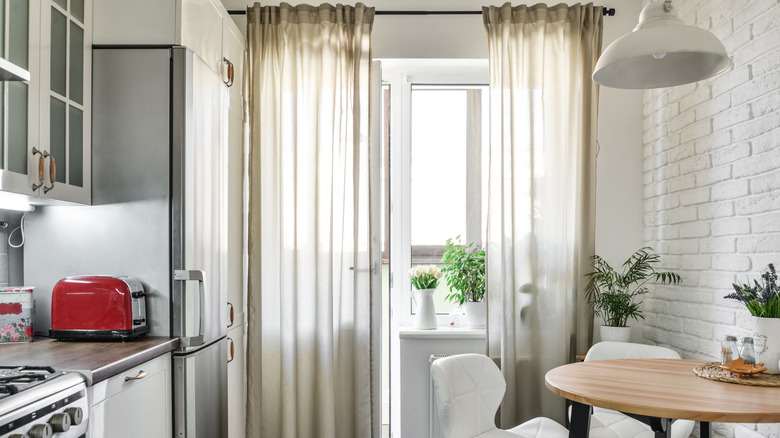 sheer curtains in kitchen