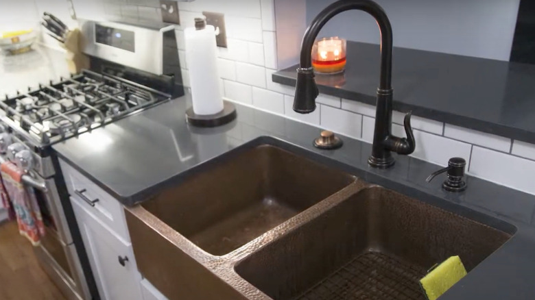 farmhouse copper kitchen sink