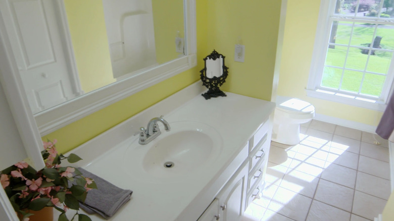 Yellow bathroom