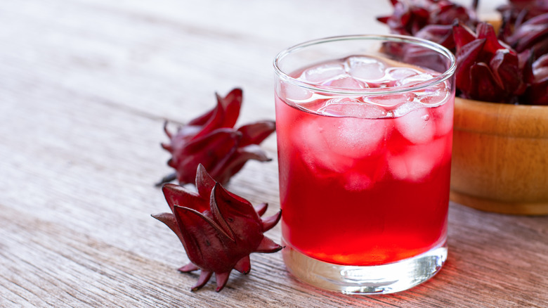 Hibiscus roselle flower and tea