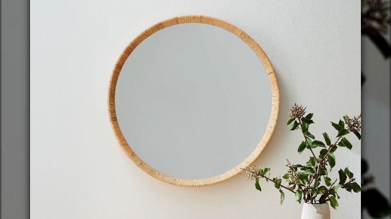 Circular rattan mirror