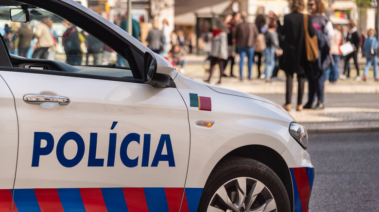 portuguese police car