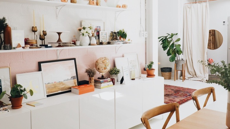 Dining room storage and shelves