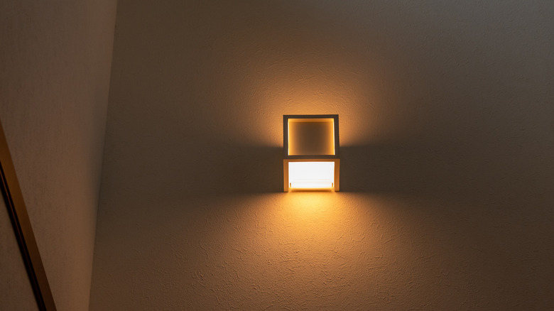 lighting on wall