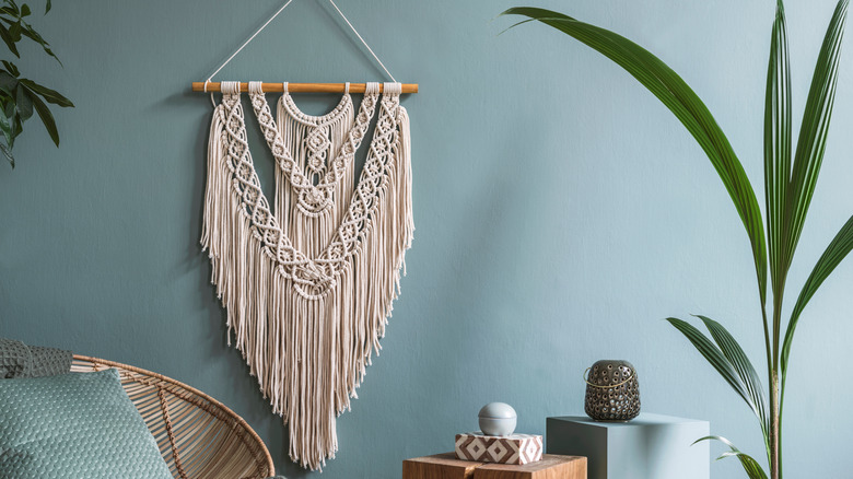 macrame hanging