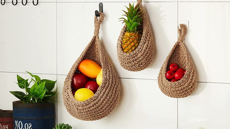 Woven produce holders