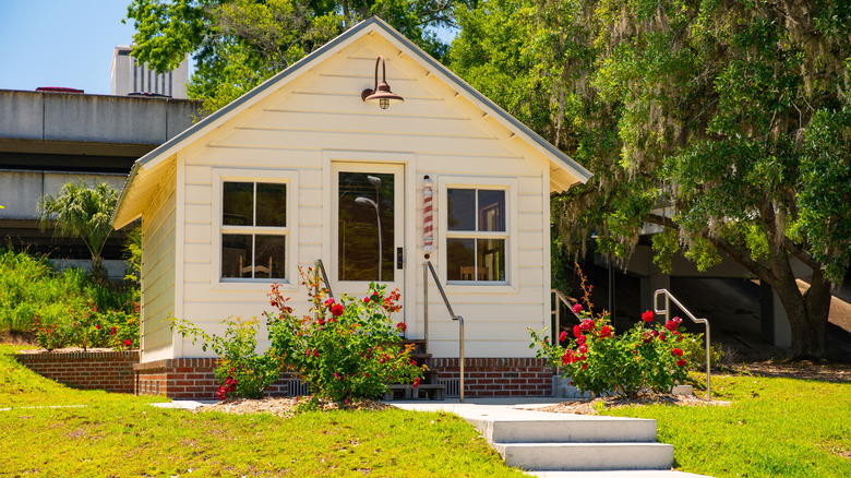 tiny home barber shop