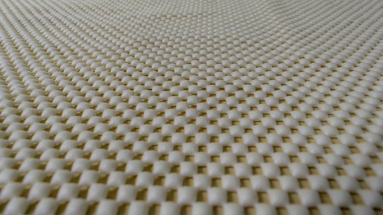 close up rug pad