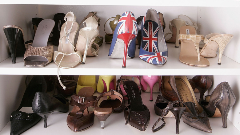 heels turned to save space