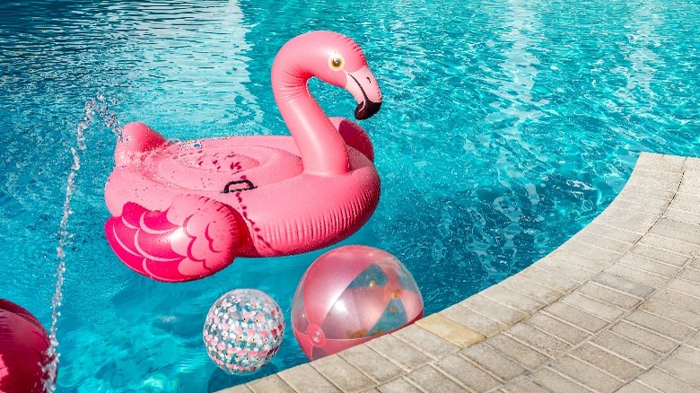 Pink flamingo pool toy