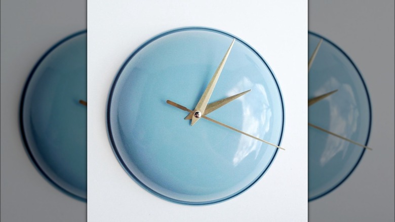 blue lid wall clock