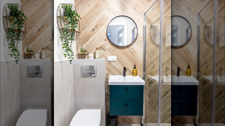 Light wood bathroom