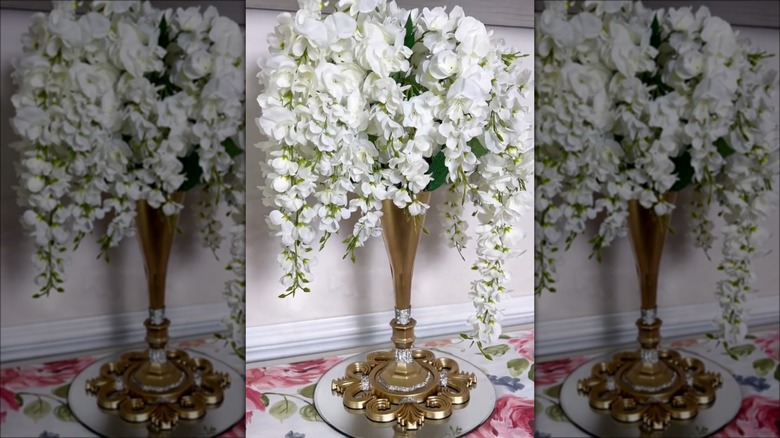 floral and gold centerpiece