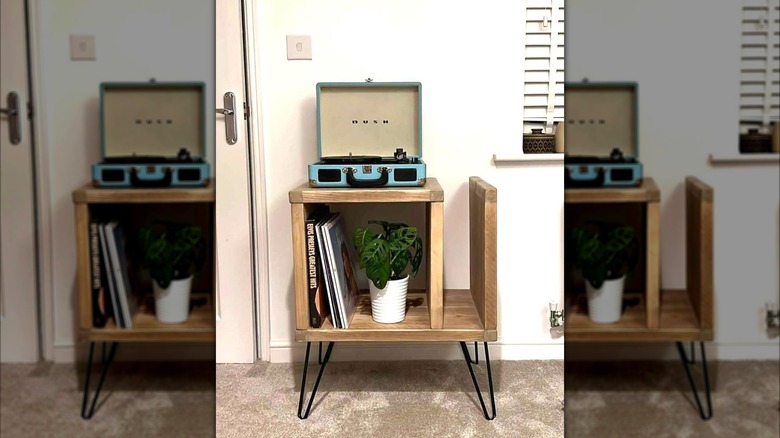 record player stand