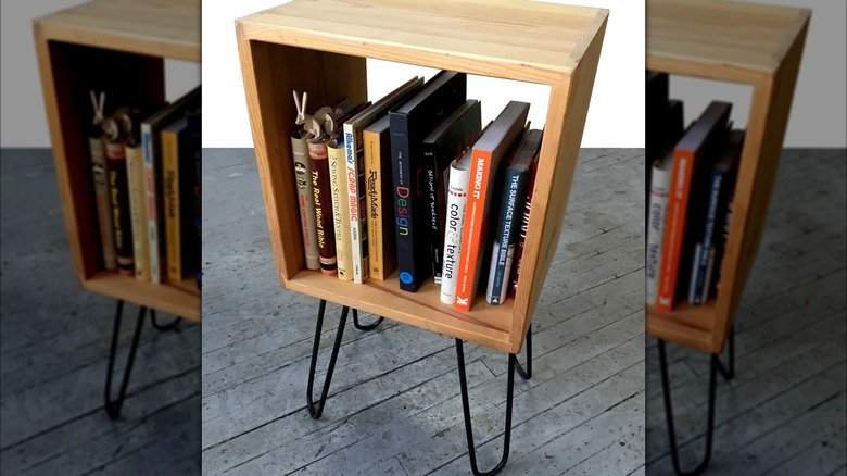 nightstand bookshelf