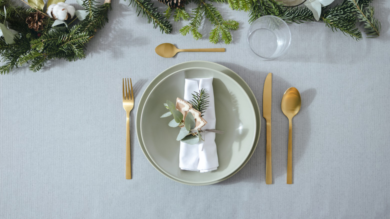 table setting with cloth napkin