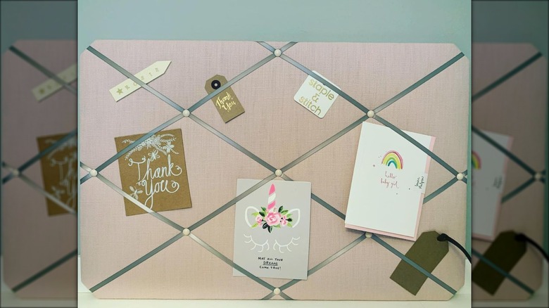 pink and gray memo board