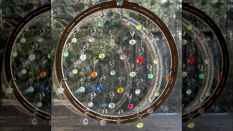 embroidery hoop and chicken wire suncatcher