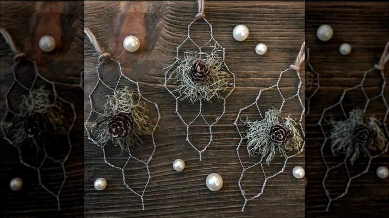 chicken wire christmas ornaments