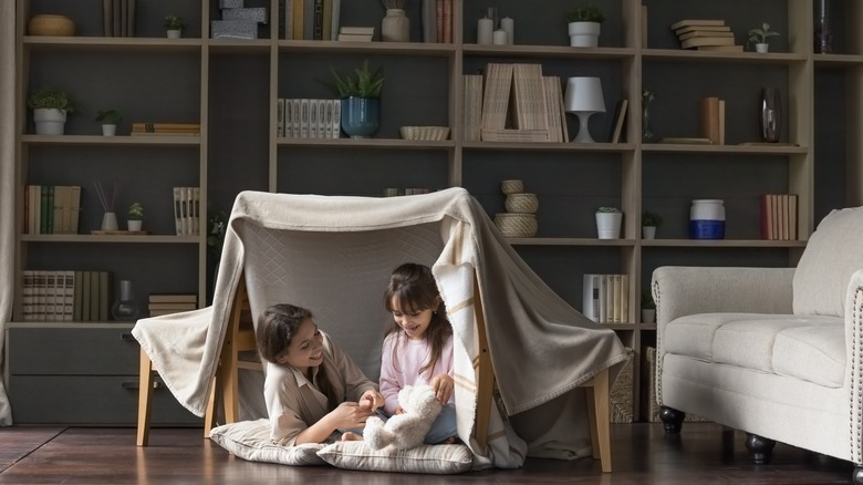 children in blanket forts