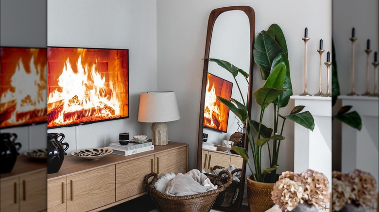 Farmhouse-style living room