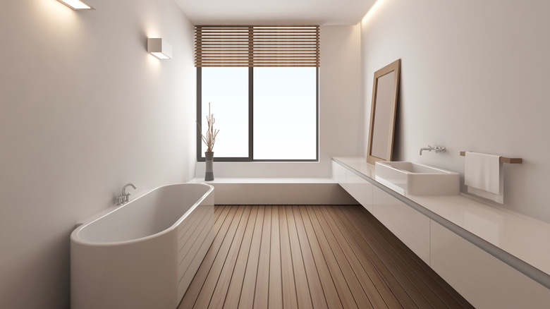 wooden planks along bathroom floor