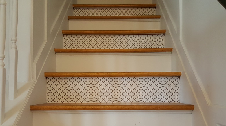 Stair risers with pattern