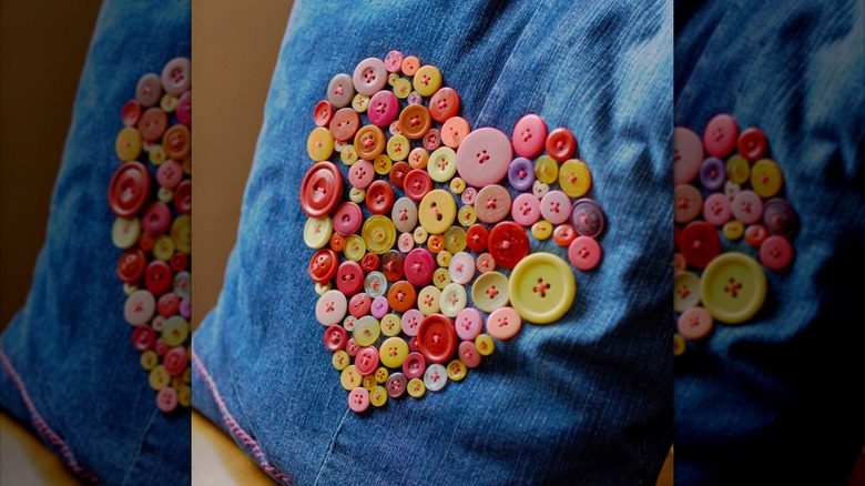 buttons in heart on pillow