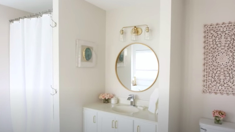 White and bright bathroom