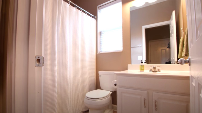 Beige and white bathroom