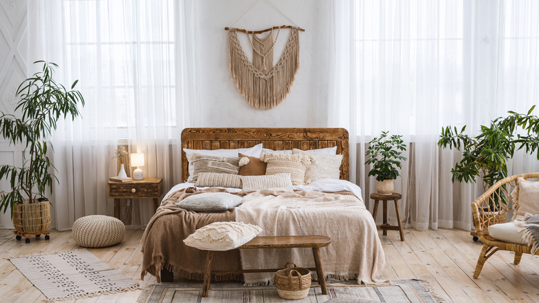 Bohemian bedroom with plants