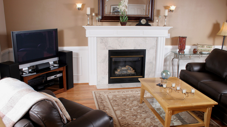 taupe walls in living room 