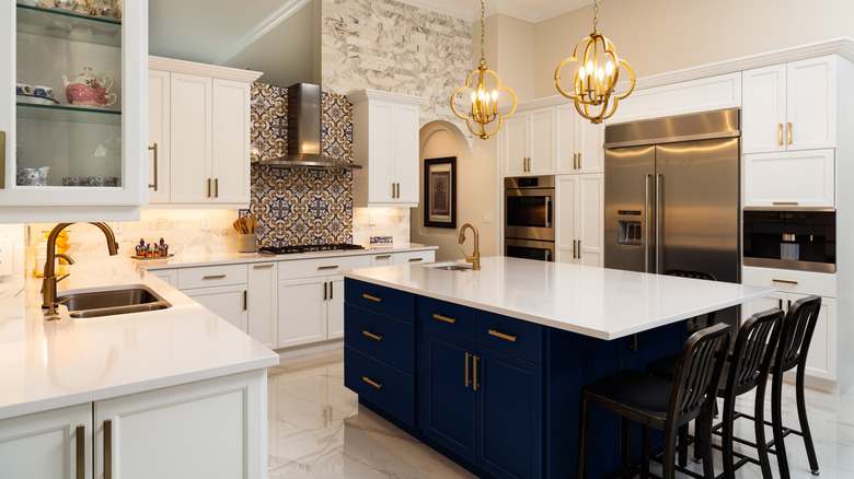 dark blue island cabinets