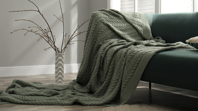 green wool throw blanket