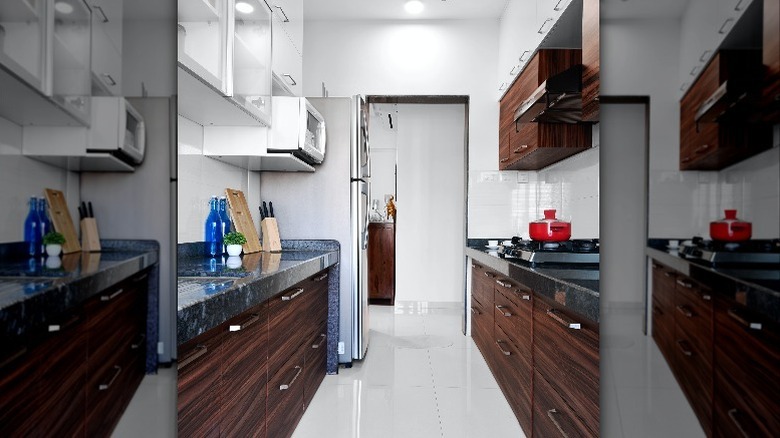 Narrow kitchen 