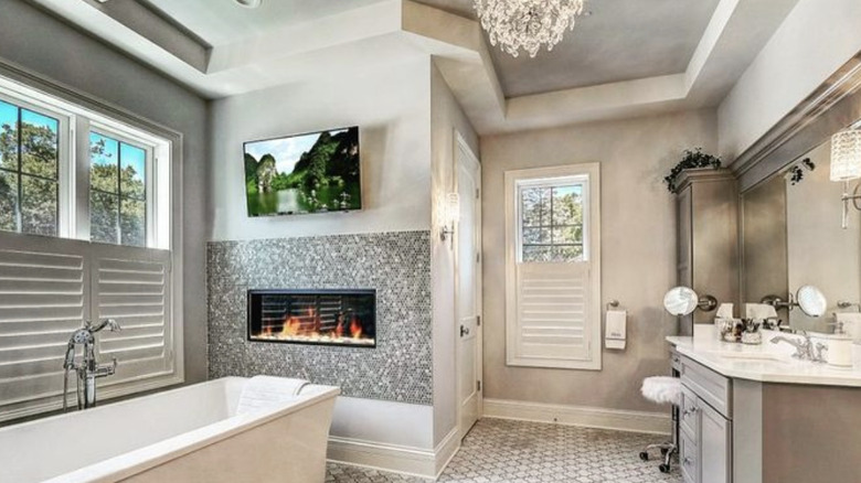 gray and white bathroom