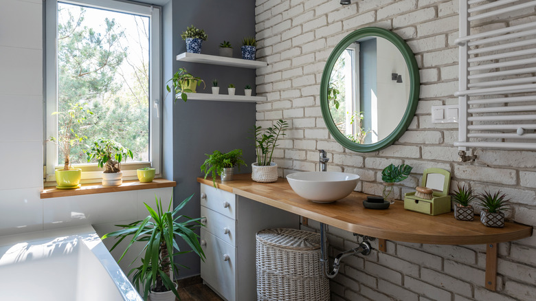 bathroom with green touches 