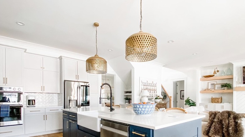 Metallic hanging light fixtures