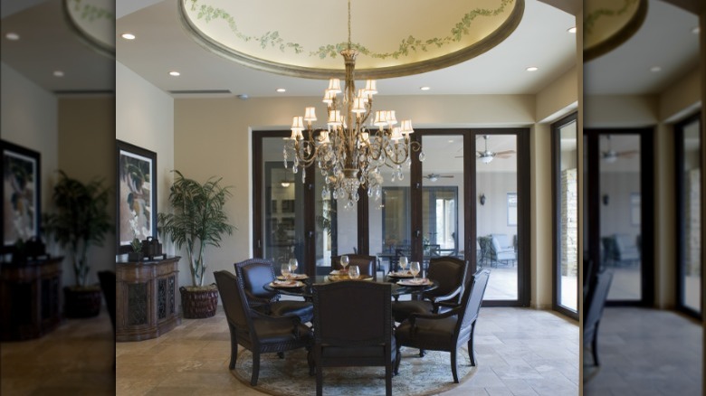 curved tray ceiling above table