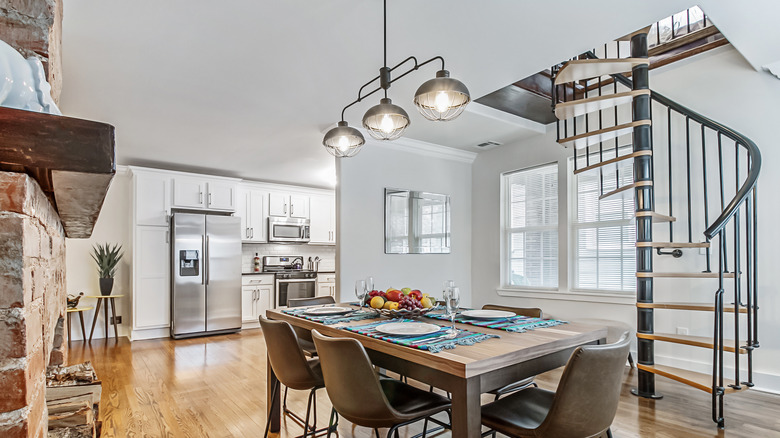 pendant lighting above table