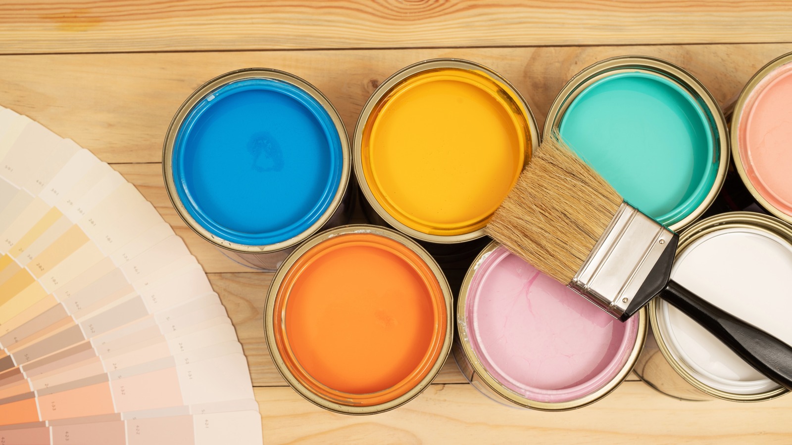 20 Paint Colors That Will Go With A Pine Wood Trim