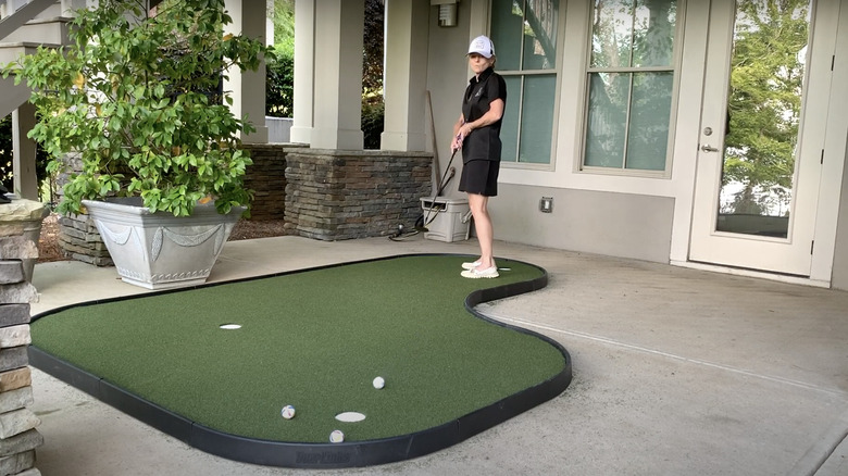 small portable putting green