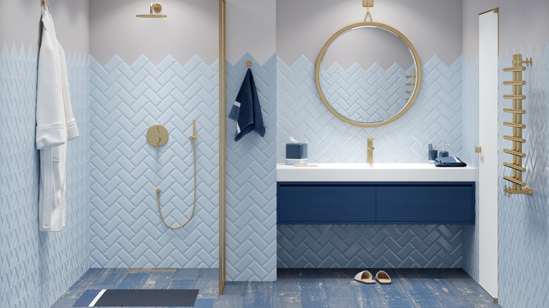 Blue and gold bathroom