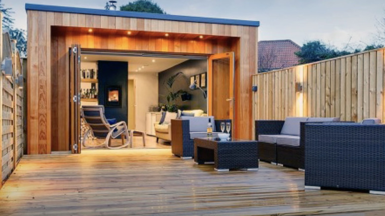 modern shed bar 