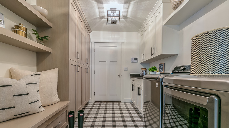 Utility room storage 