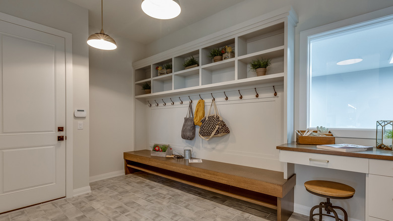 ceiling lamps in laundry room