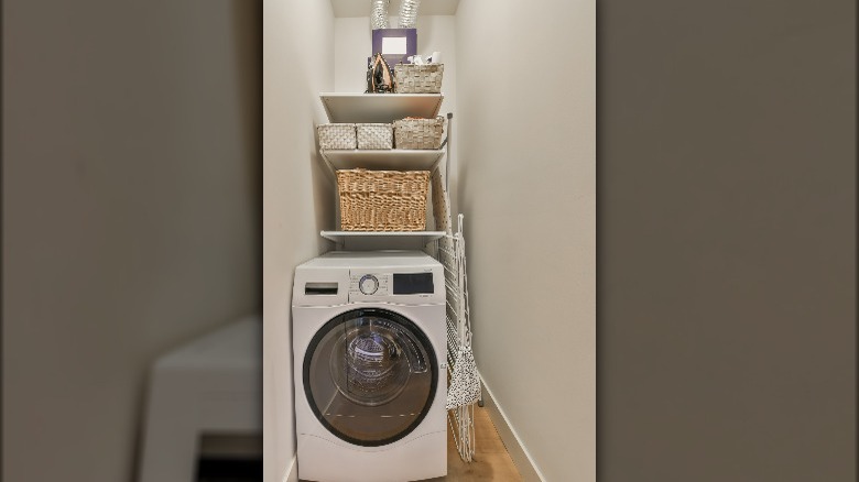 Narrow laundry room